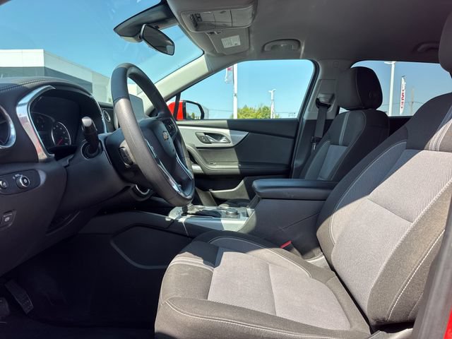 Used 2025 Chevrolet Blazer LT AWD/4WD image 13