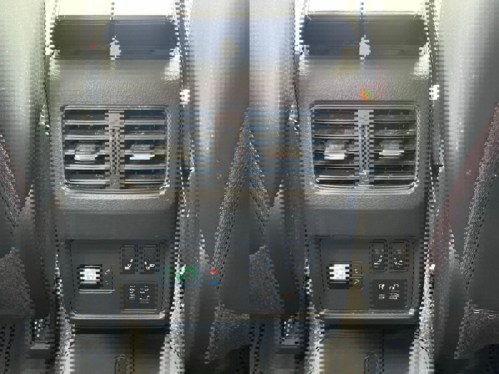 Used 2021 Nissan Rogue Platinum image 19