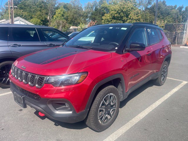 Used 2025 Jeep Compass Trailhawk