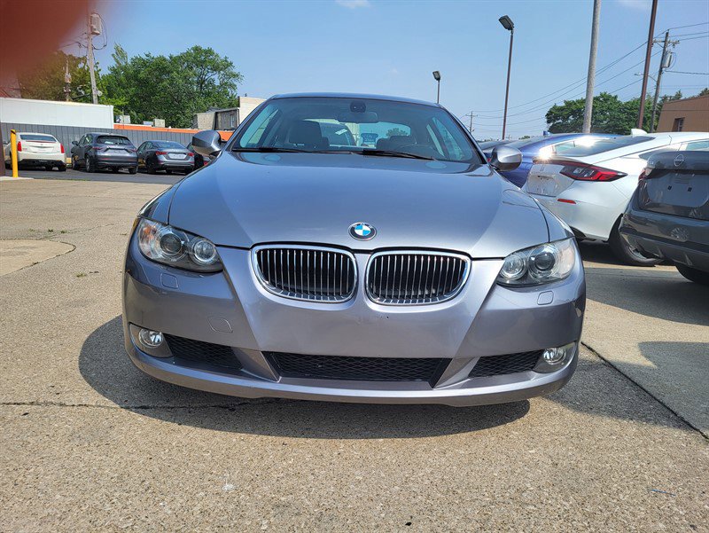 Used 2010 BMW 328i Coupe image 2