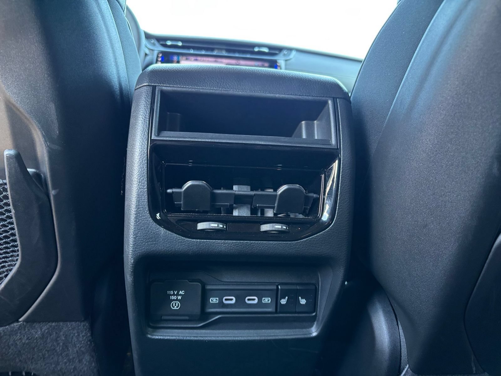 Used 2026 Jeep Grand Cherokee Limited AWD/4WD image 25