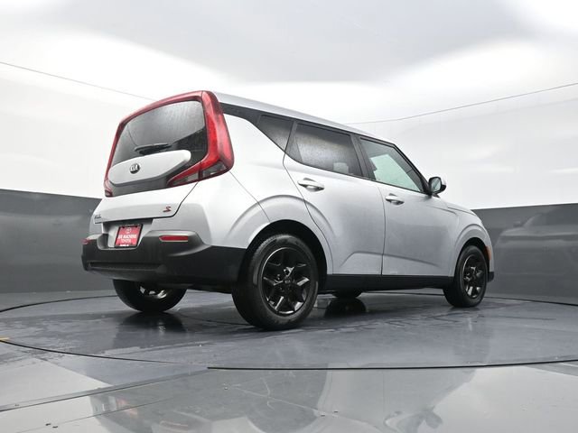 Used 2020 Kia Soul S FWD image 39