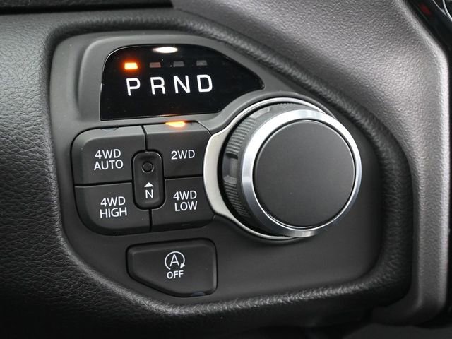 New 2026 RAM 1500 4x4 Crew Cab image 35