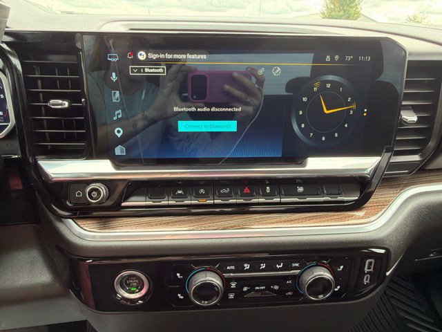 Used 2024 Chevrolet Silverado 1500 LT AWD/4WD image 22