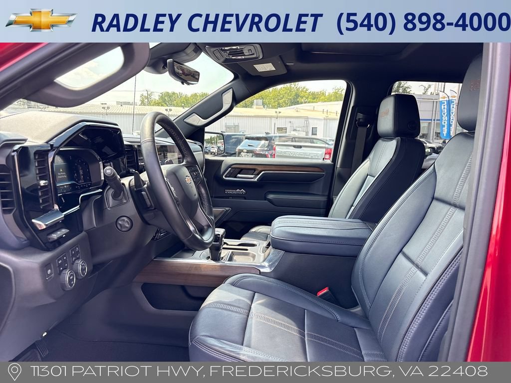 Certified 2023 Chevrolet Silverado 1500 High Country w/ High Country Premium Package AWD/4WD image 3