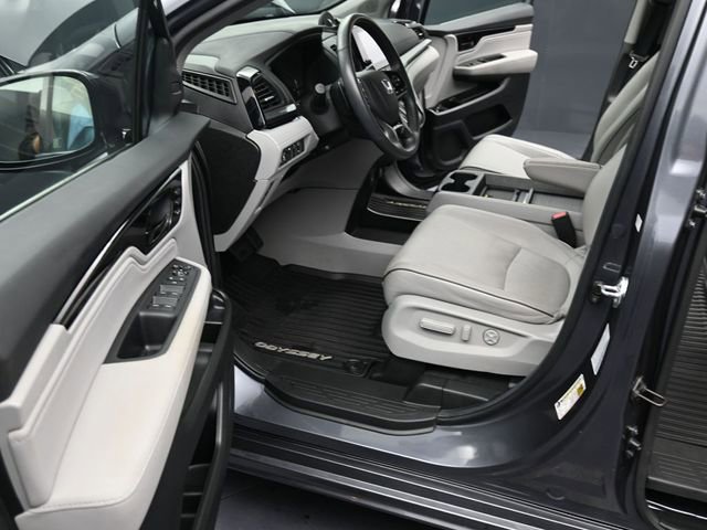 Used 2024 Honda Odyssey Elite image 16