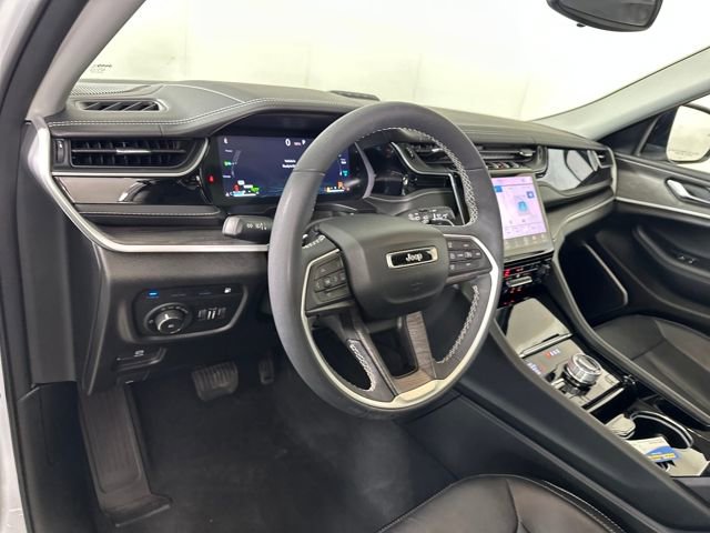 Used 2022 Jeep Grand Cherokee Limited 4xe image 13