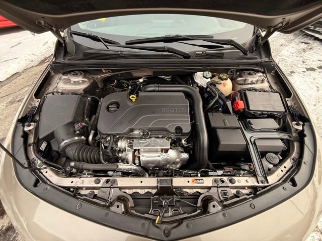 Used 2024 Chevrolet Malibu LT FWD image 12