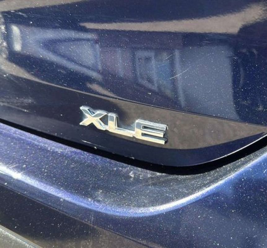 Used 2021 Toyota Highlander XLE image 21