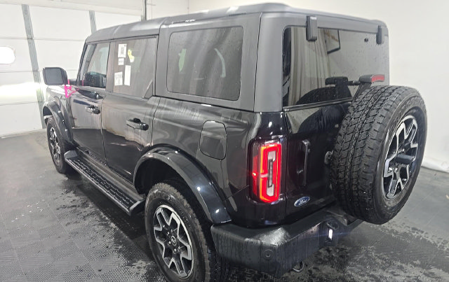 Used 2025 Ford Bronco Outer Banks AWD/4WD image 5