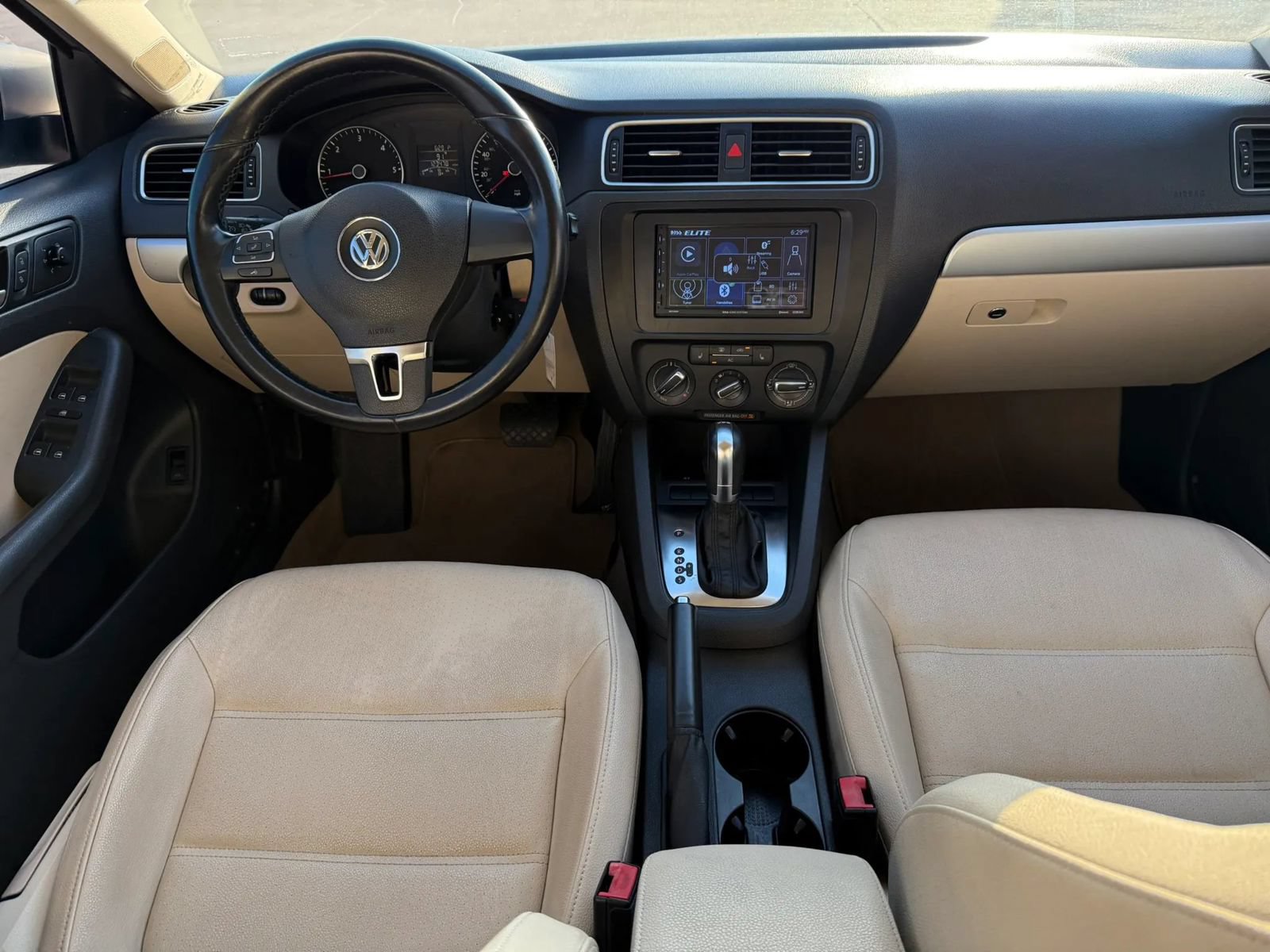 Used 2012 Volkswagen Jetta TDI FWD image 11