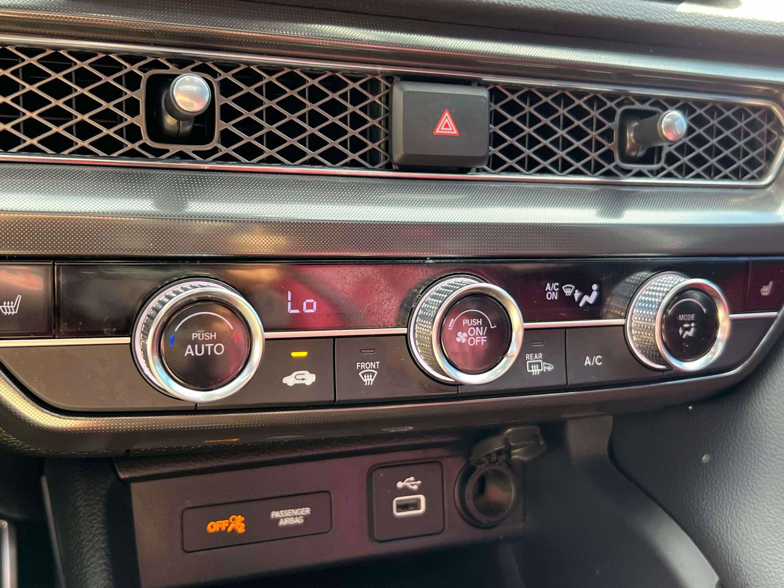 Used 2025 Acura Integra A-Spec image 27