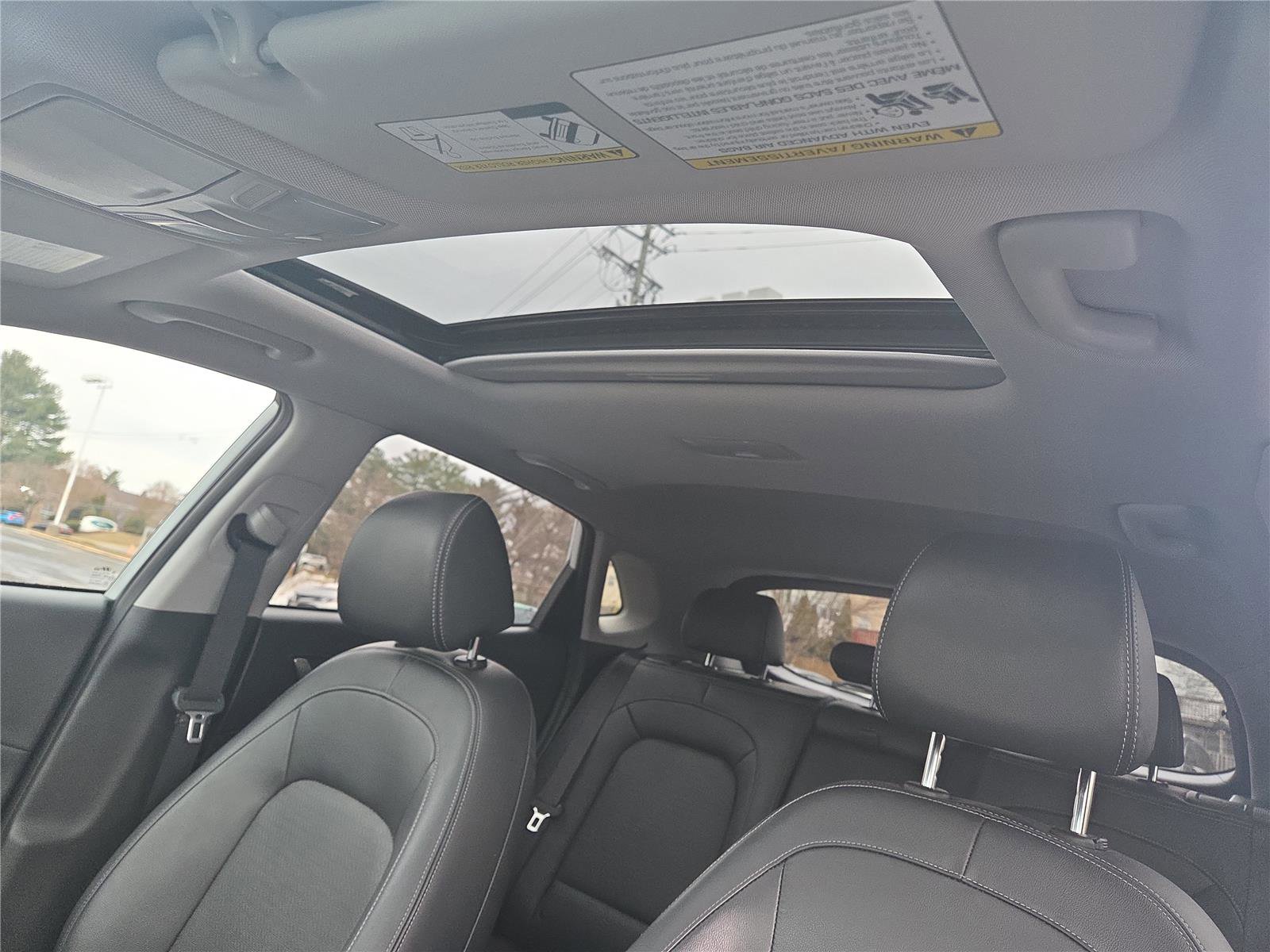 Used 2021 Hyundai Kona Limited w/ Cargo Package image 22