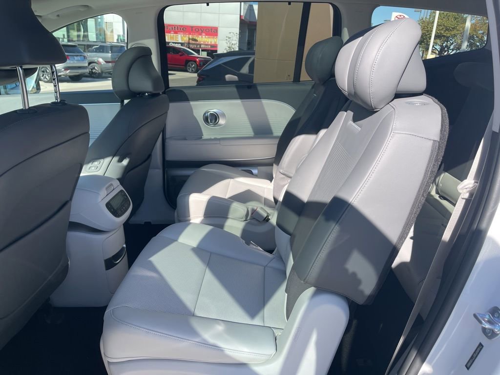 New 2026 Hyundai Ioniq 9 Limited image 19
