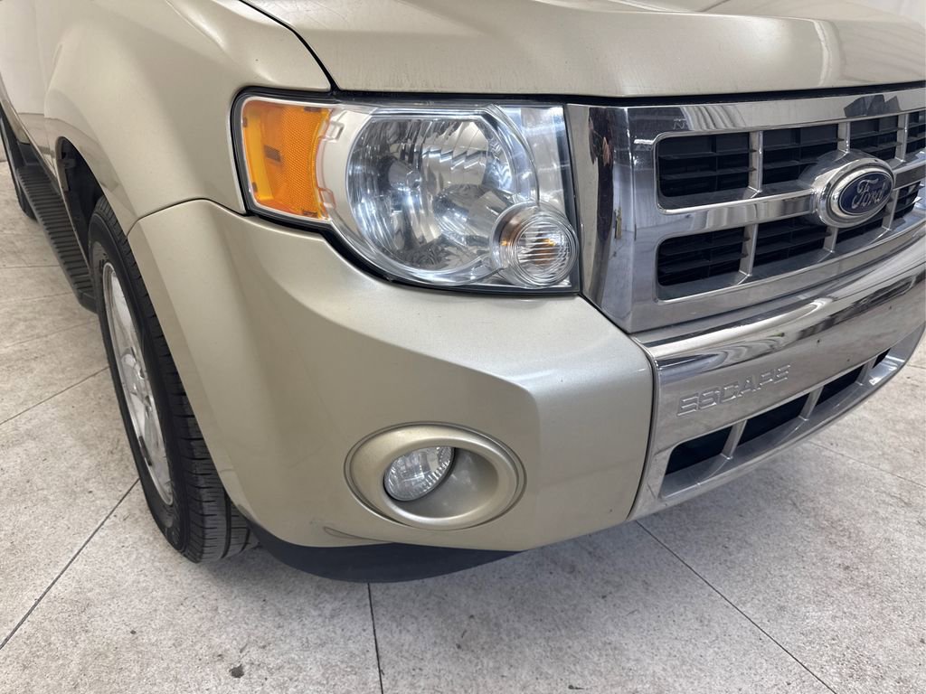 Used 2012 Ford Escape Limited image 11