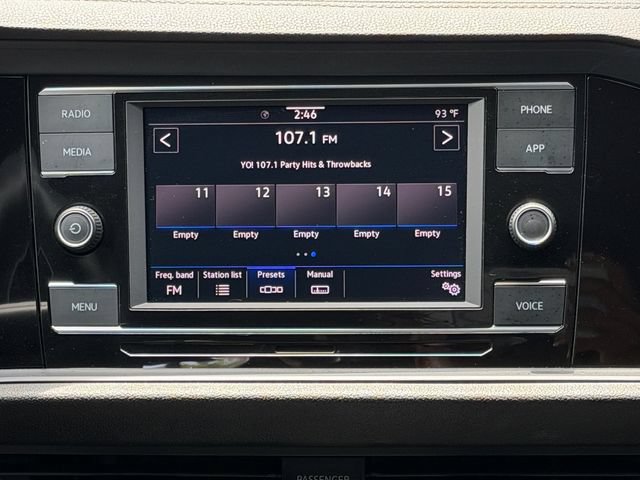 Certified 2024 Volkswagen Jetta Sport FWD image 17