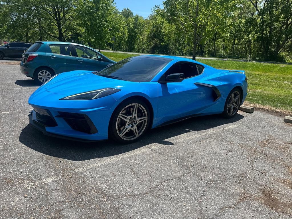 Used 2020 Chevrolet Corvette Stingray Coupe w/ Z51 Performance Package RWD image 3
