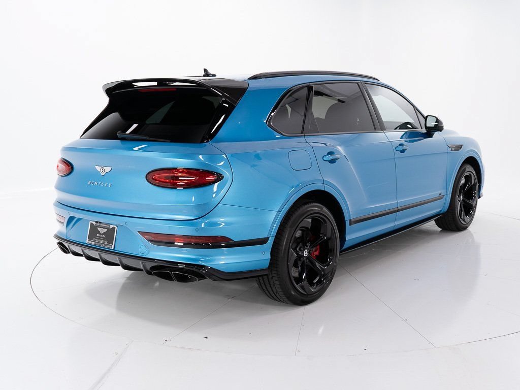 Certified 2025 Bentley Bentayga AWD/4WD image 5