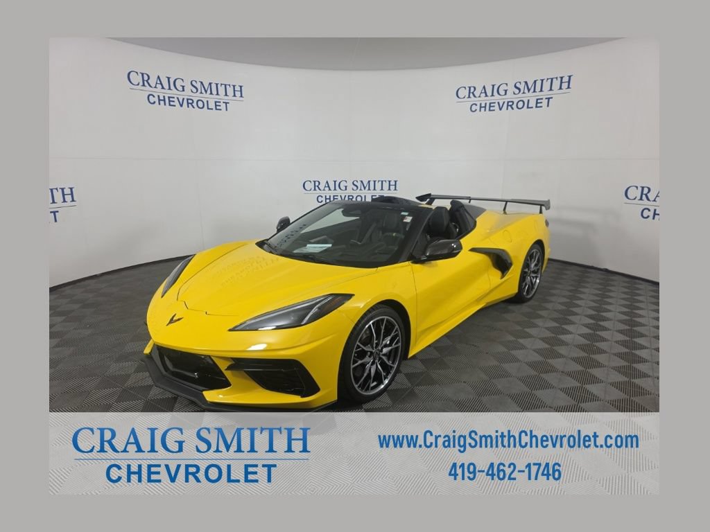 Used 2025 Chevrolet Corvette Stingray Premium Conv w/ Z51 Performance Package RWD image 1