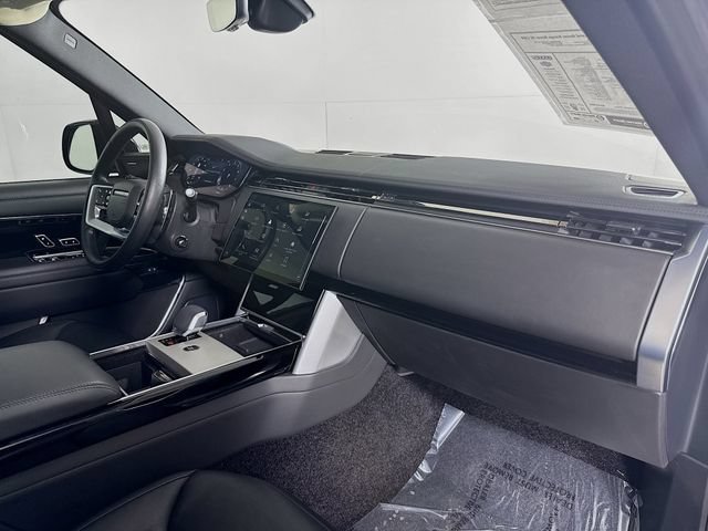 Certified 2025 Land Rover Range Rover Long Wheelbase SE AWD/4WD image 31