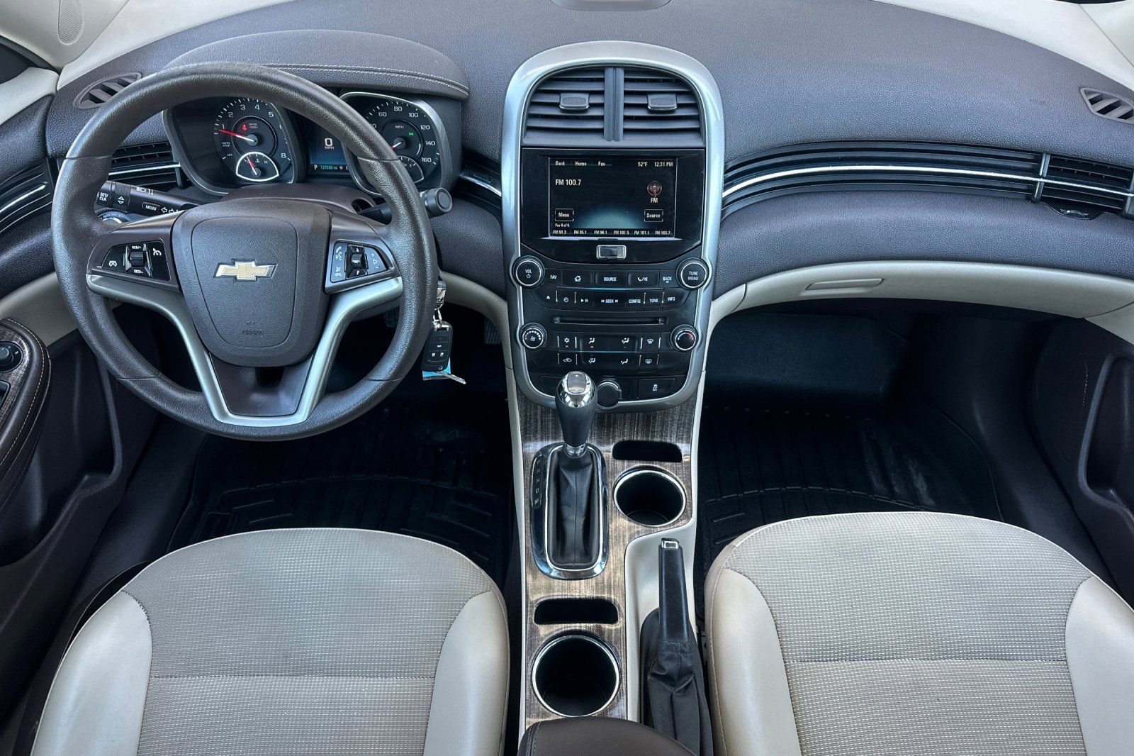 Used 2015 Chevrolet Malibu LT w/ Power Convenience Package FWD image 13