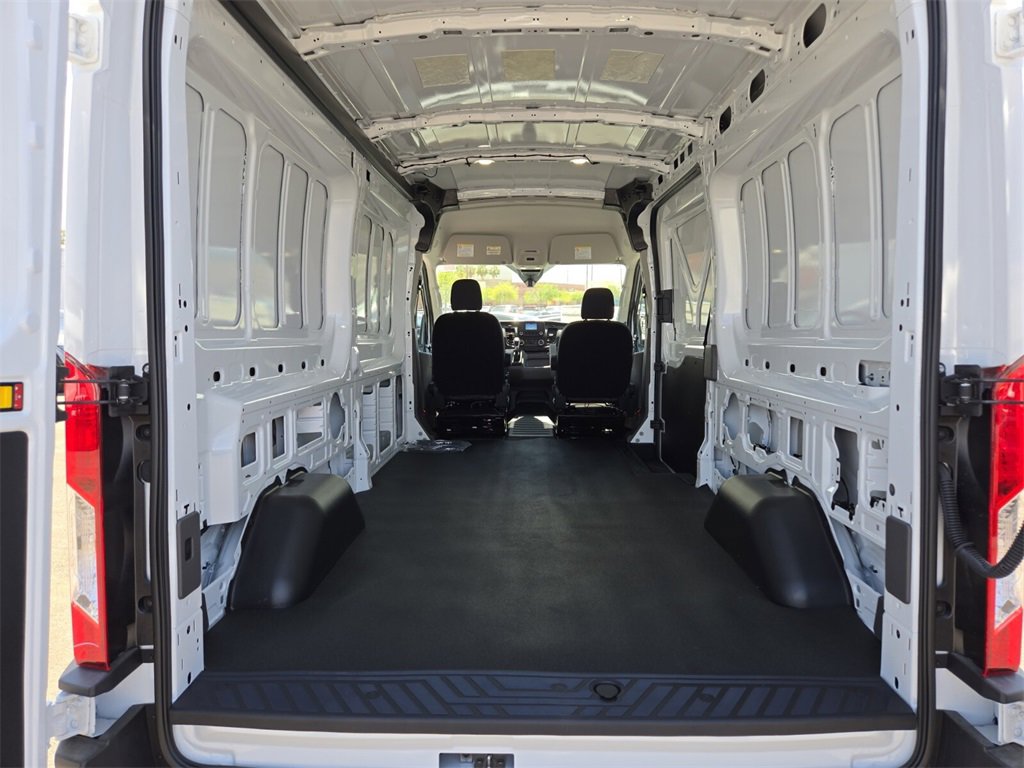 New 2025 Ford Transit 250 148 Medium Roof image 9