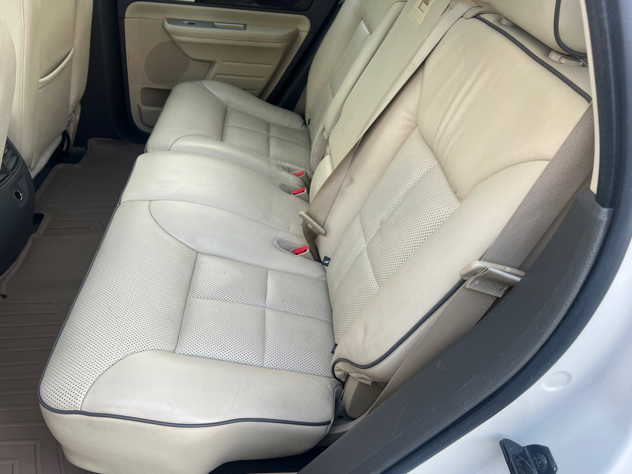 Used 2008 Lincoln MKX AWD image 11