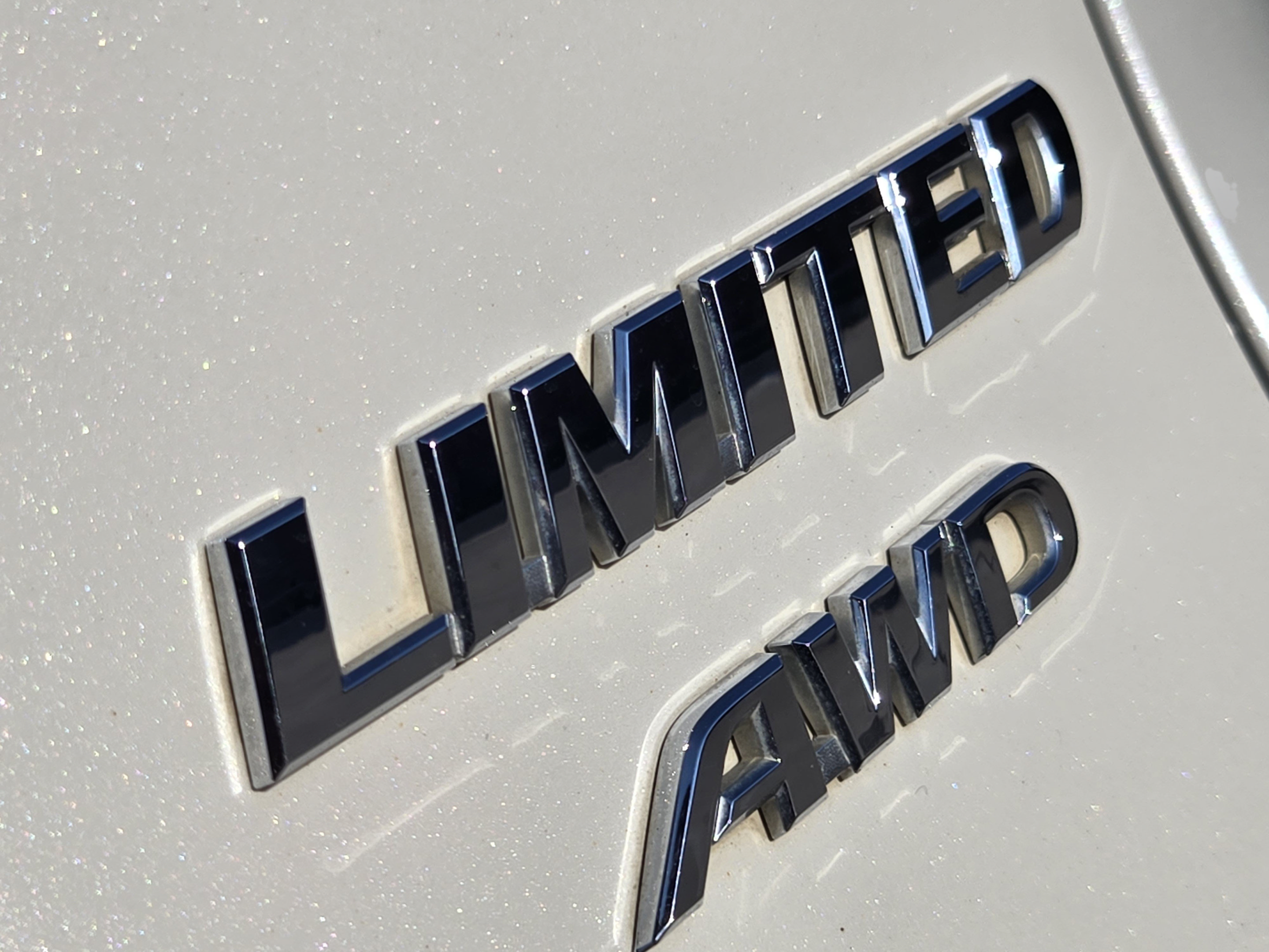Used 2019 Toyota RAV4 Limited w/ Advanced Technology Package AWD/4WD image 33
