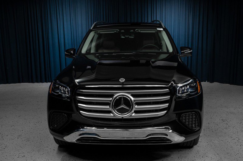 New 2026 Mercedes-Benz GLS 450 450 4MATIC&reg; SUV image 2