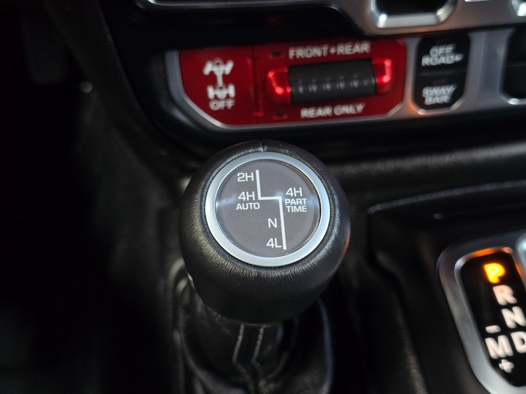 Used 2024 Jeep Gladiator Rubicon AWD/4WD image 48