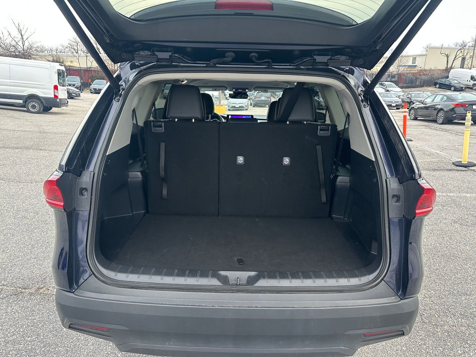 Used 2025 Toyota Grand Highlander XLE image 32