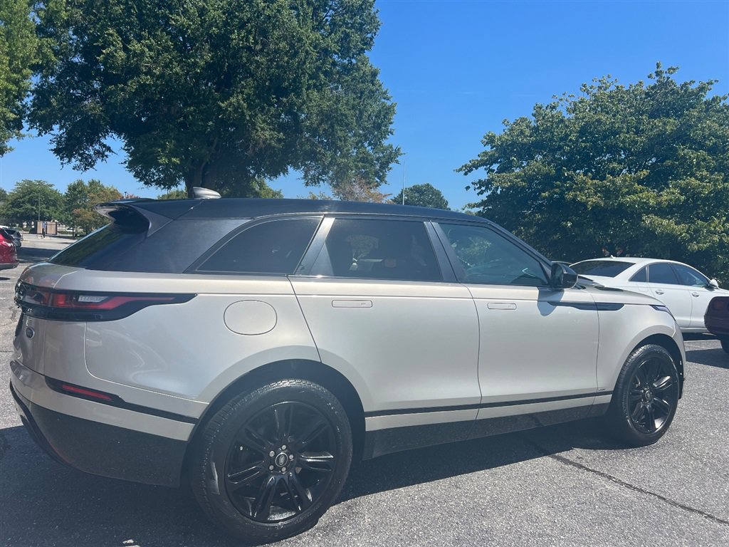 Used 2020 Land Rover Range Rover Velar R-Dynamic S AWD/4WD image 9