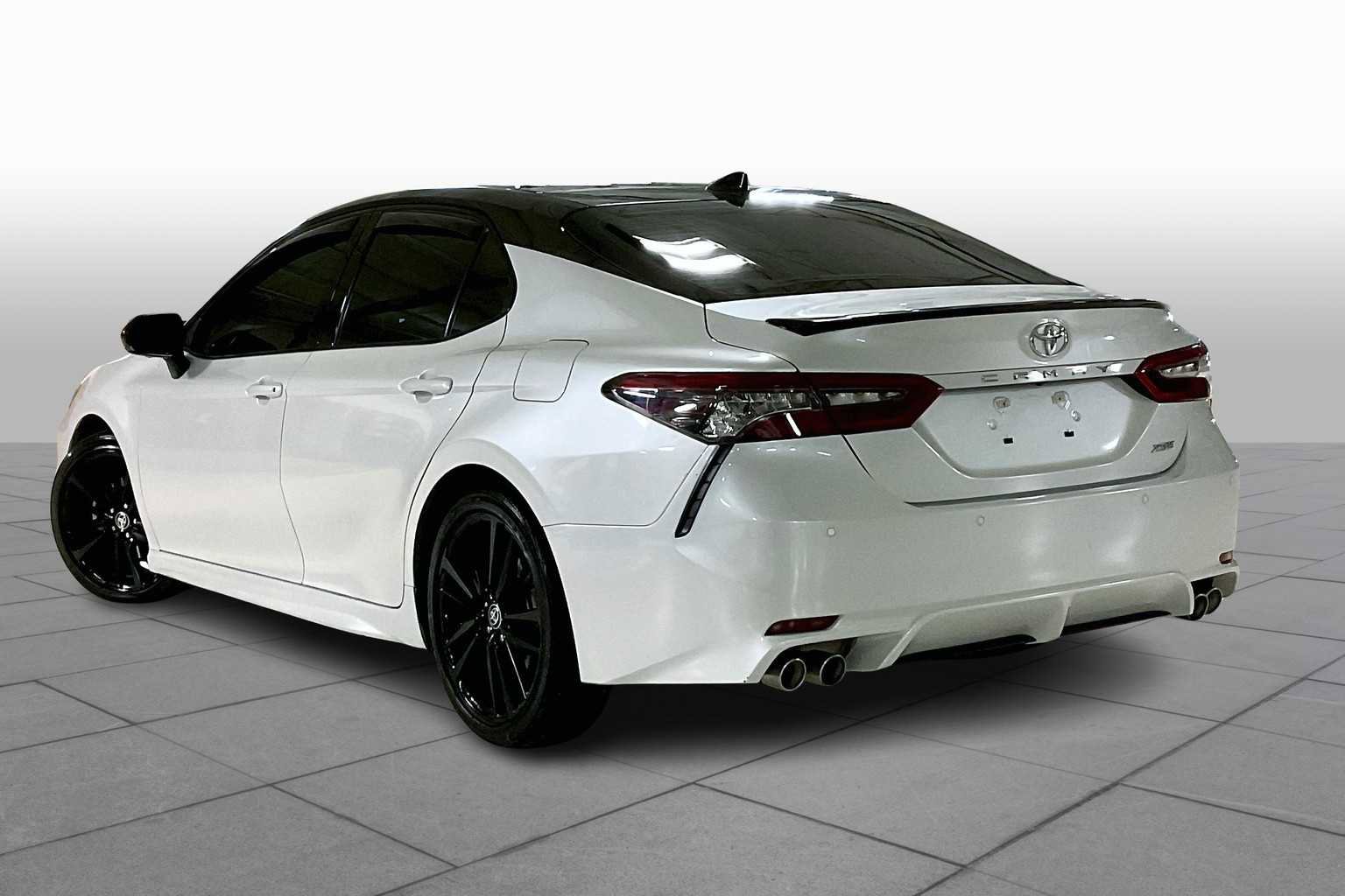 Used 2022 Toyota Camry XSE w/ Navigation Package image 11