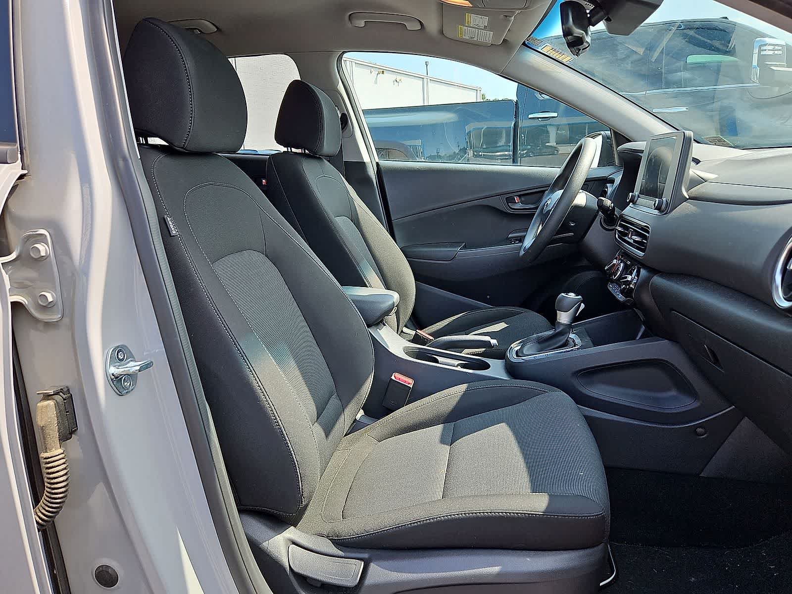 Used 2023 Hyundai Kona SEL AWD/4WD image 31