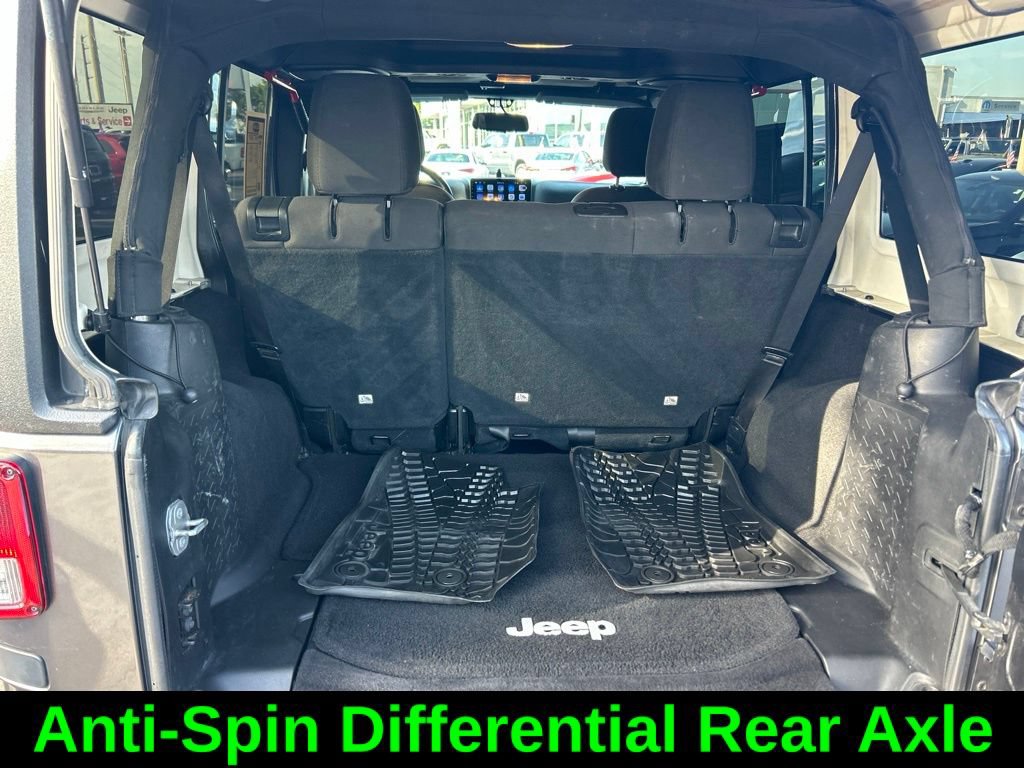 Used 2016 Jeep Wrangler Unlimited Sport AWD/4WD image 31