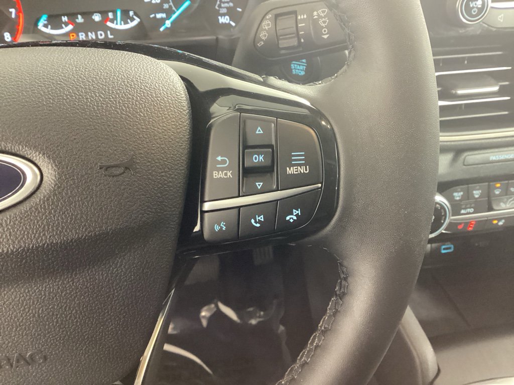 Used 2022 Ford Escape SE w/ Cold Weather Package image 19