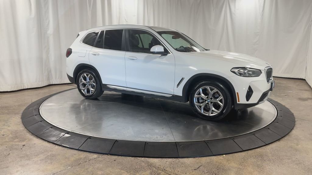 Used 2022 BMW X3 xDrive30i w/ Premium Package 2 image 3
