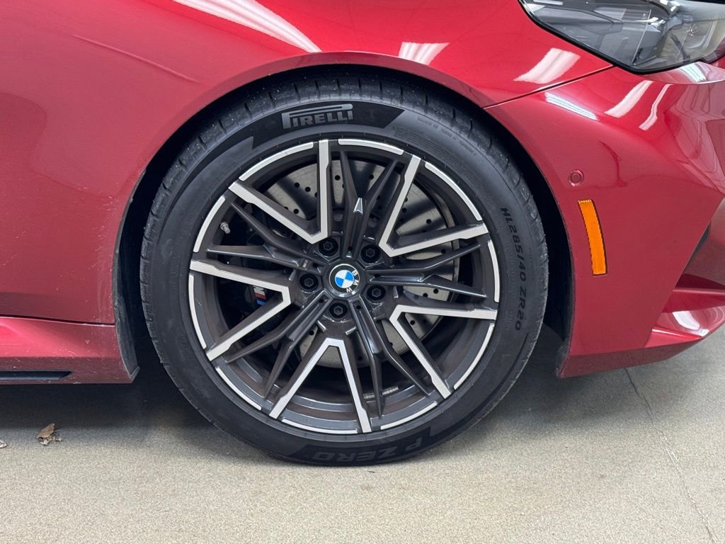 Used 2025 BMW M5 w/ Carbon Package image 4