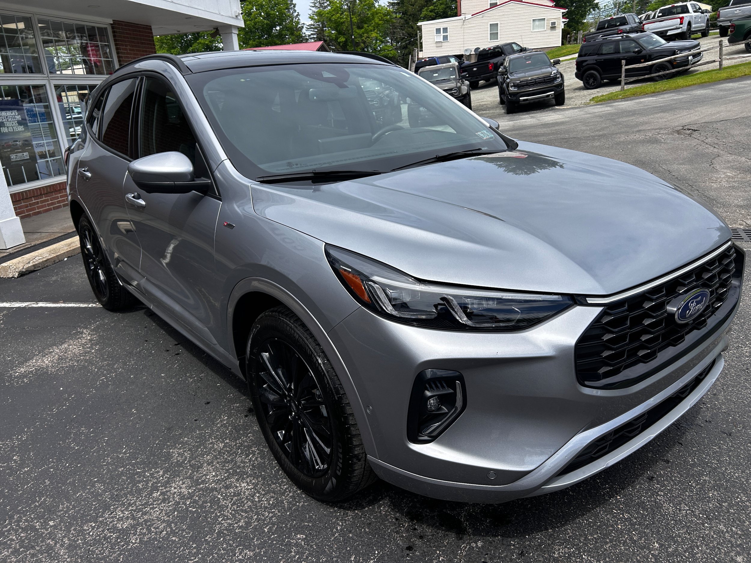 Used 2023 Ford Escape ST-Line Elite w/ Premium Technology Package AWD/4WD image 17
