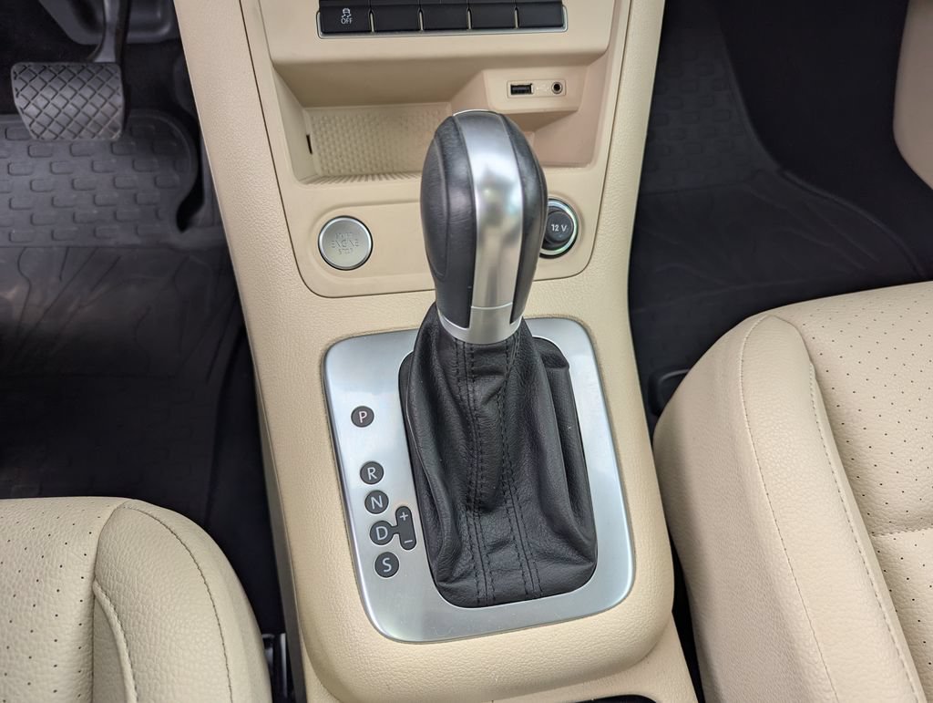 Used 2016 Volkswagen Tiguan SE FWD image 13