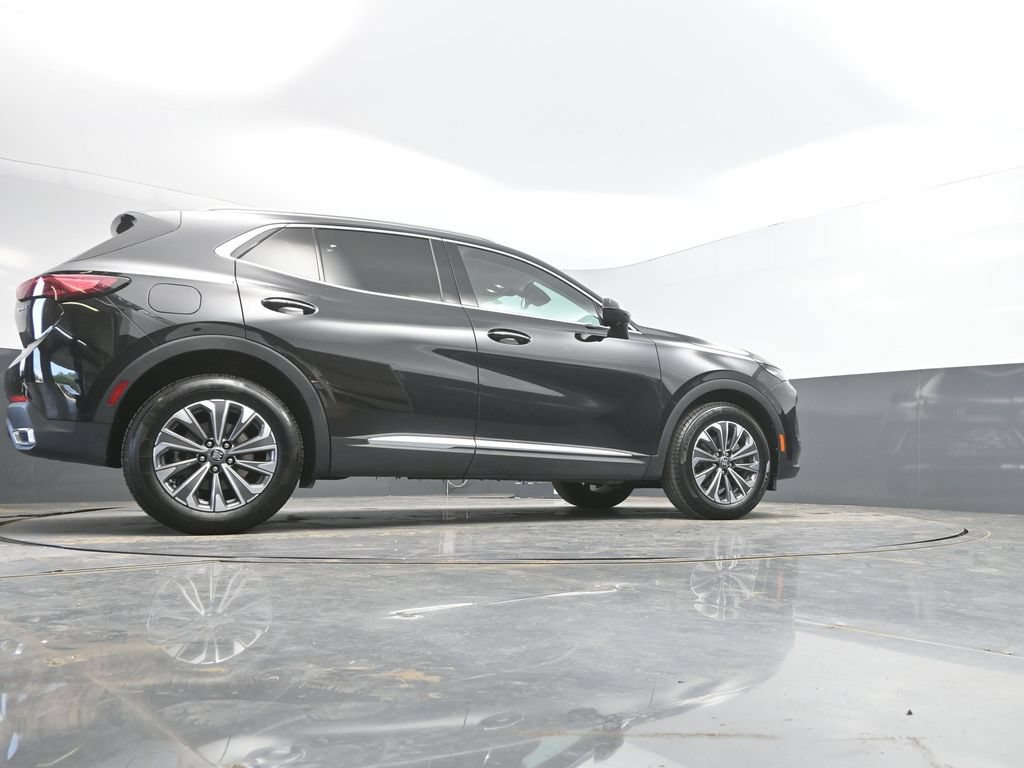 Used 2024 Buick Envision Preferred AWD/4WD image 39