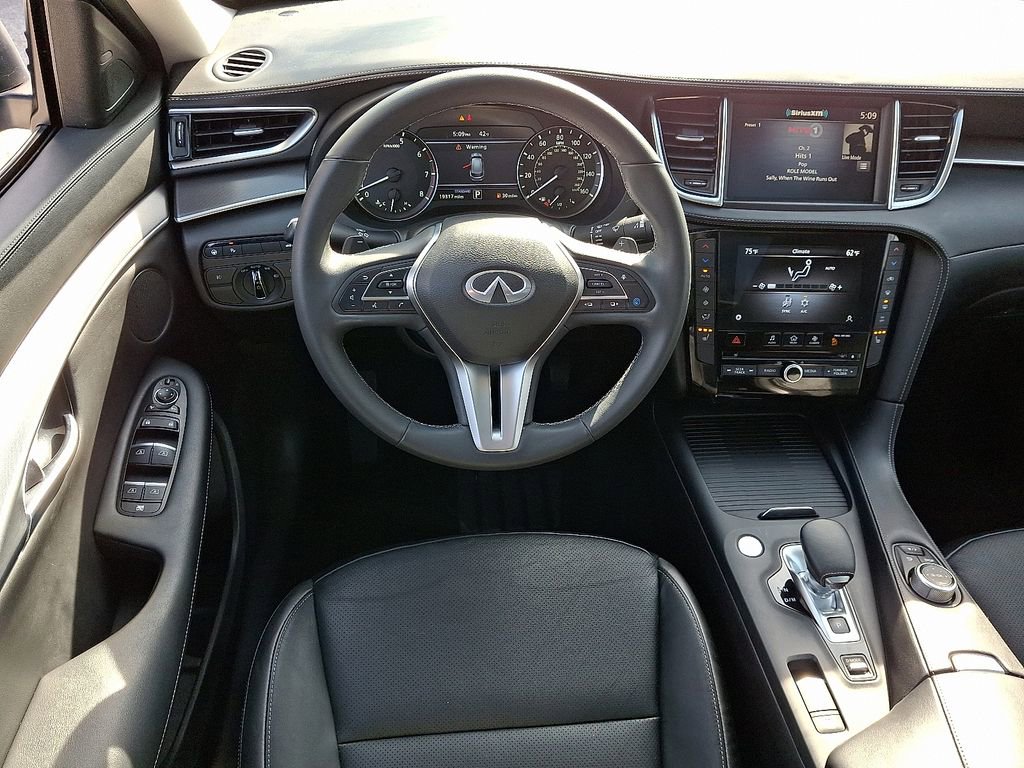 Used 2022 INFINITI QX50 Luxe image 11