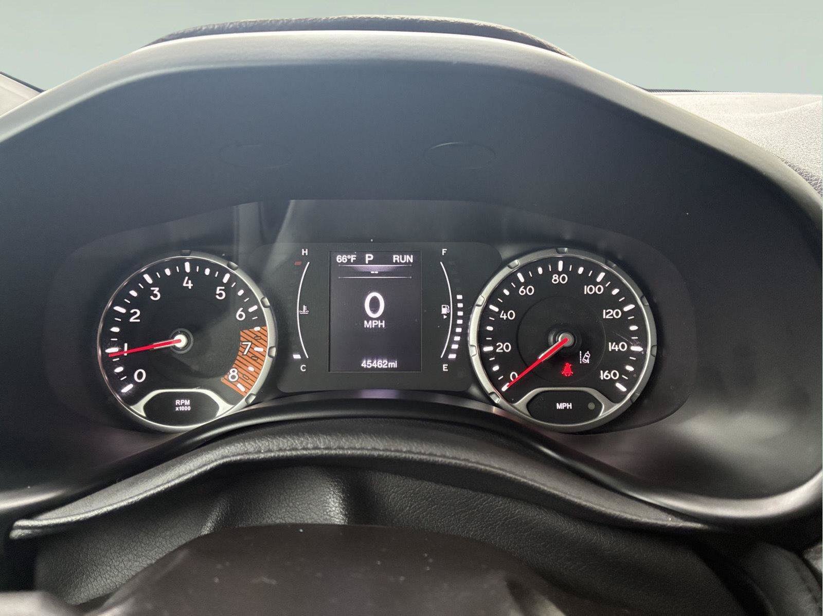 Used 2023 Jeep Renegade Latitude w/ Premium Group AWD/4WD image 22