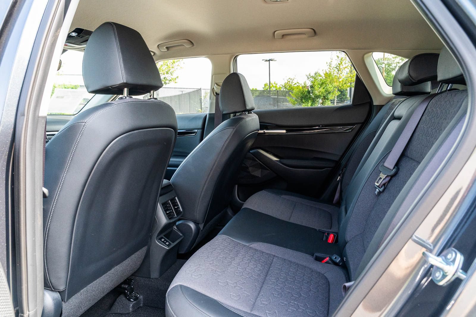 Used 2026 Kia Seltos S FWD image 15