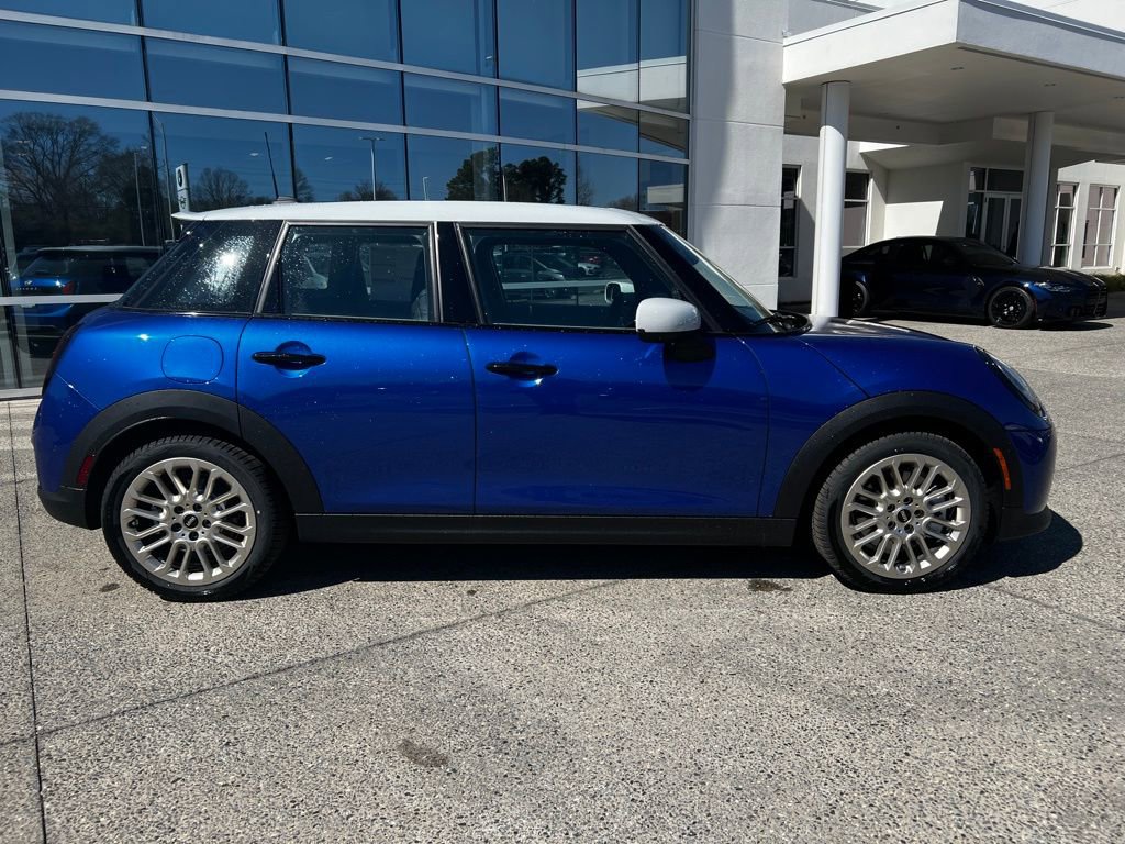 New 2026 MINI Cooper S image 2