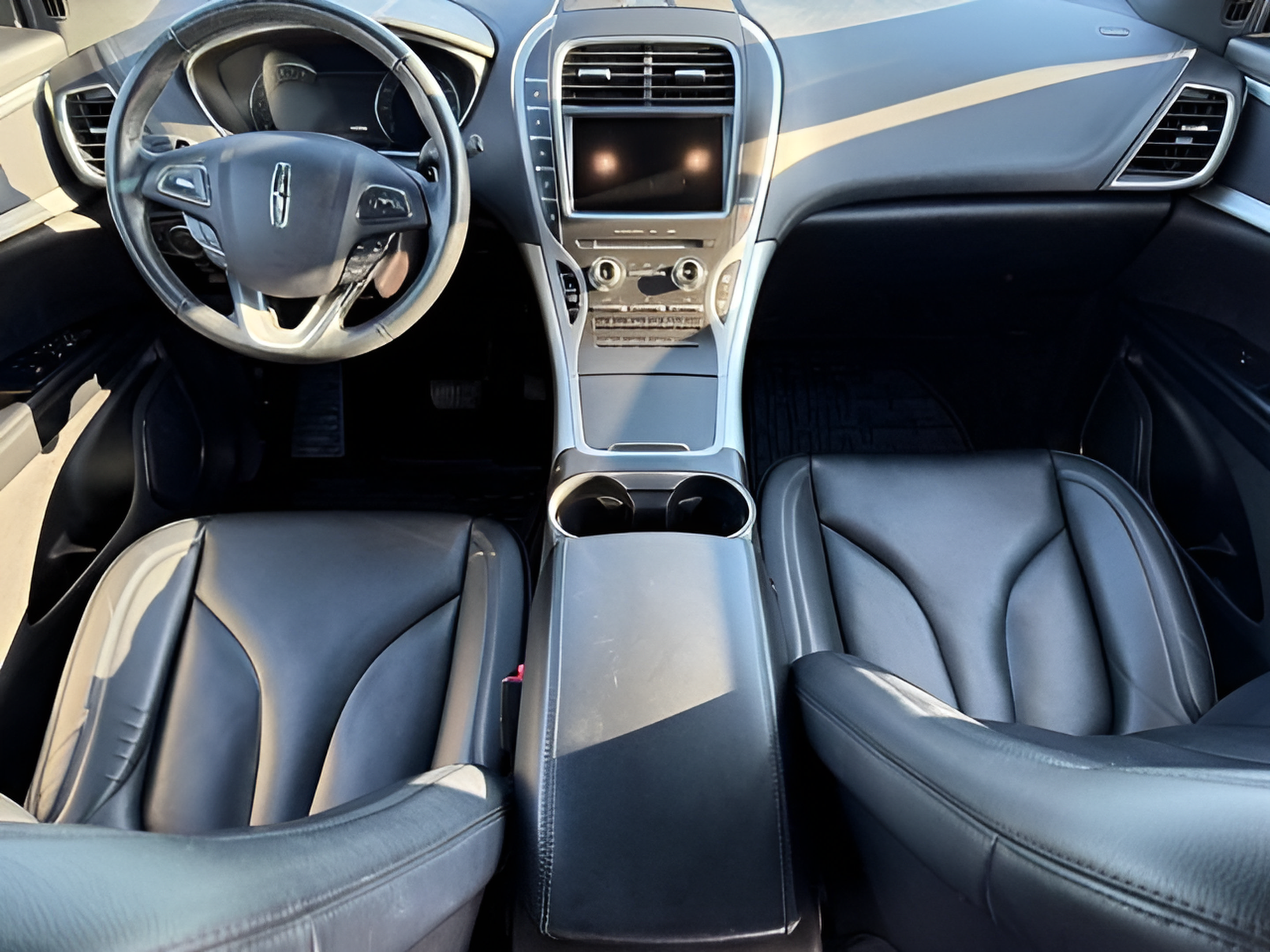 Used 2016 Lincoln MKX Premiere AWD/4WD image 12