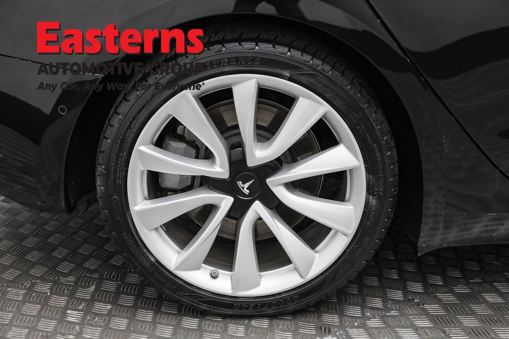 Used 2018 Tesla Model 3 Long Range image 29