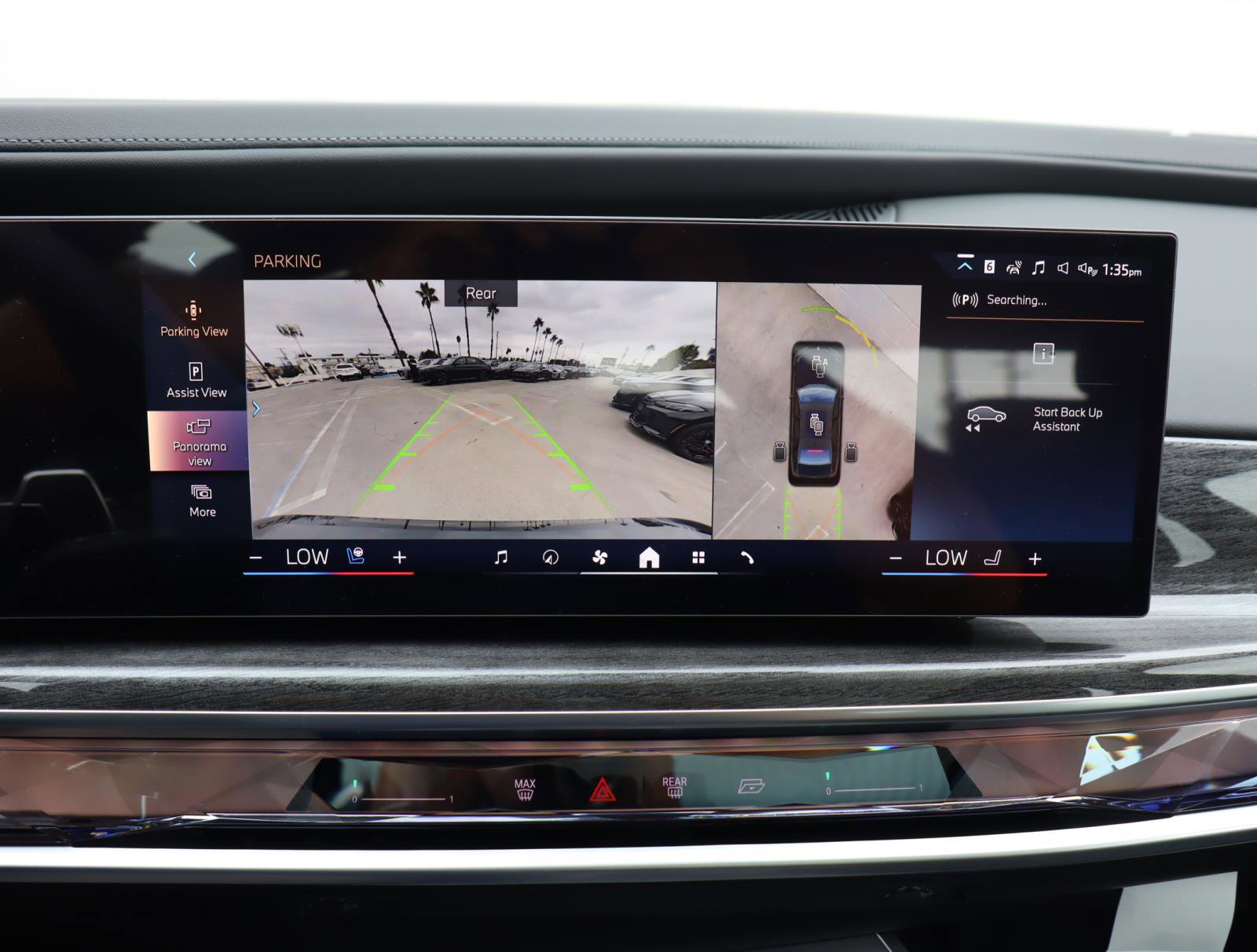 New 2026 BMW 750e xDrive w/ Executive Package image 25