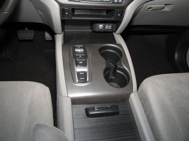 Used 2021 Honda Pilot EX image 15