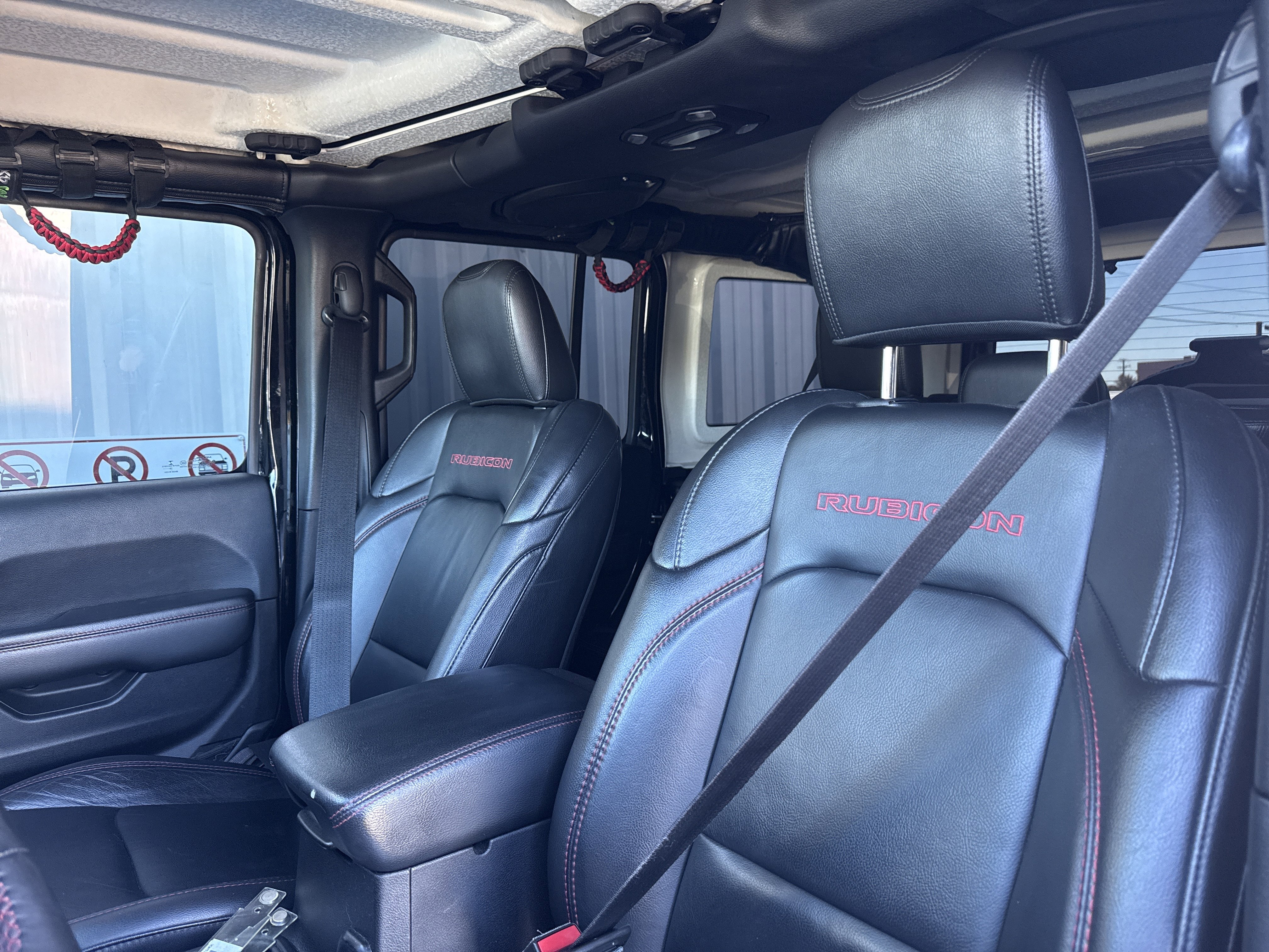 Used 2018 Jeep Wrangler Unlimited Rubicon image 24